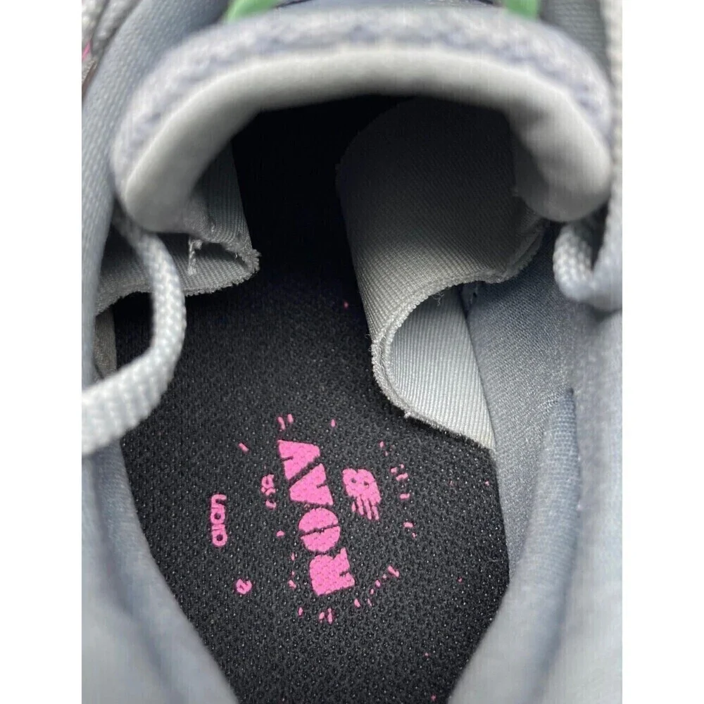 New Balance Fresh Foam Roav Girl's Size 12.5 W US / 30.5 EU Running Shoe Gray